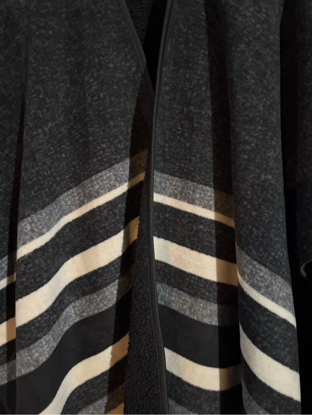 Ike Behar Women’s Reversible Wrap with High Pile Fleece | One Size